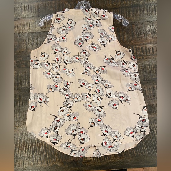 Banana Republic Silky Pink Floral V-neck Sleeveless Blouse Poppy Shirt Small Top - Picture 3 of 6